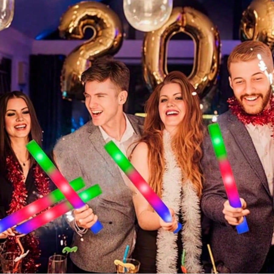 105 bastoncini luminosi in sch - Flashing Led Foam Sticks Party recensione e prezzo